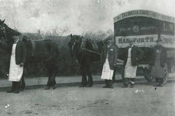 Hooleys removals and storage image 1922